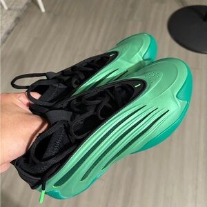 Harden Vol 9 Metamorphosis size 9 mens